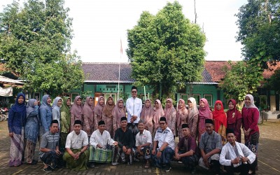 Peringati Hari Kartini, MIN Pekalongan Gelar Upacara Bendera dengan Khidmat